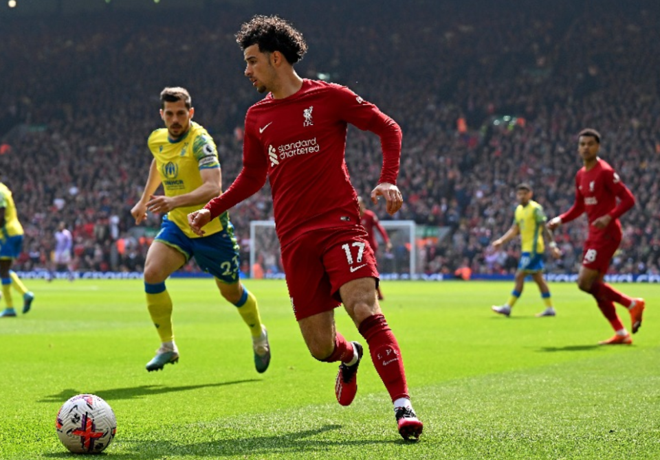 关于墨西哥拳击手耐心等候，一击制胜的信息