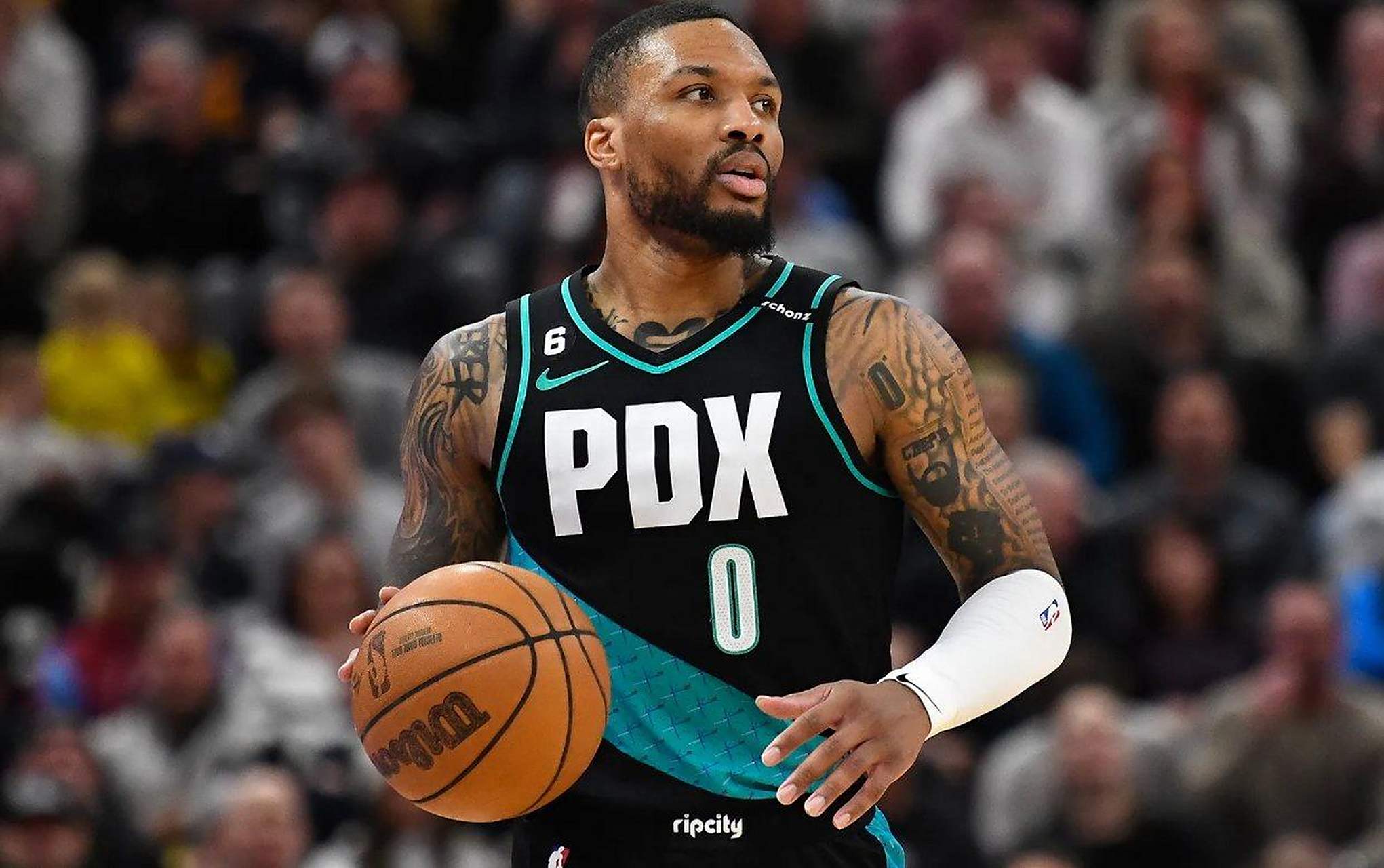 开拓者连胜收官，利拉德砍下高分