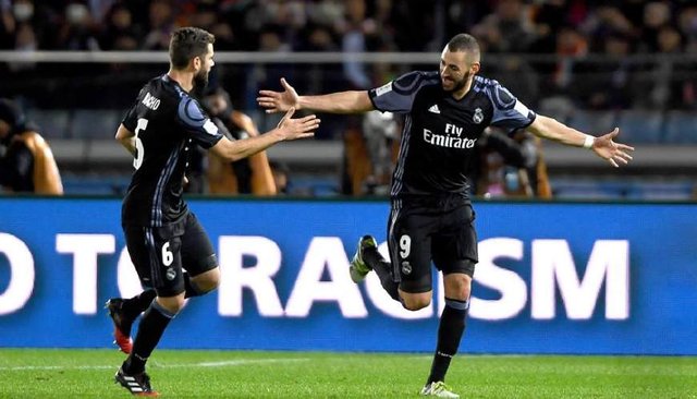 墨西哥碾压瑞士，C罗刷新纪录