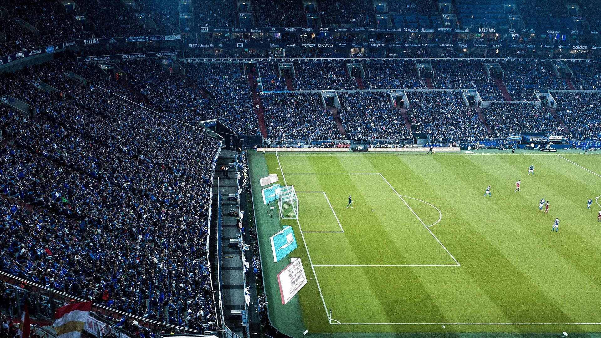 疆域失守,欧陆称王,当深圳风暴席卷天山,戈贝尔在德甲加冕之夜